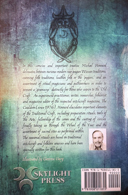 Michael Howard and 1 more
Liber Nox: A Traditional Witch's Gramarye